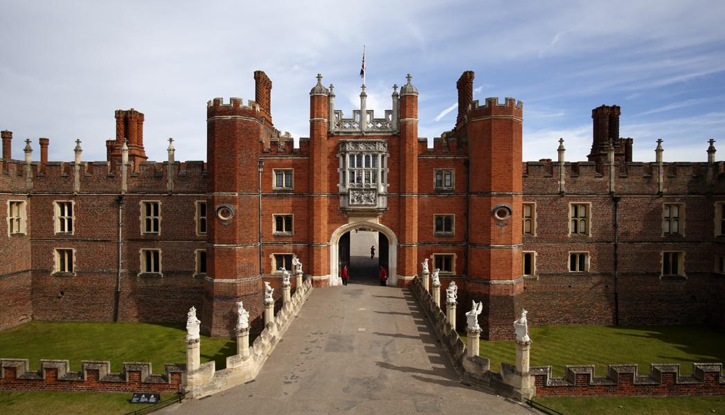 History, Heritage & Royalty Group Tours