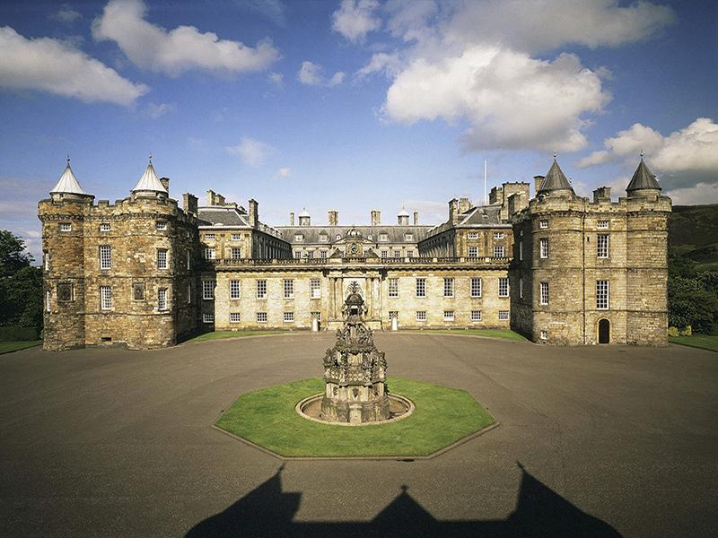 Mary Queen of Scots Group Tour